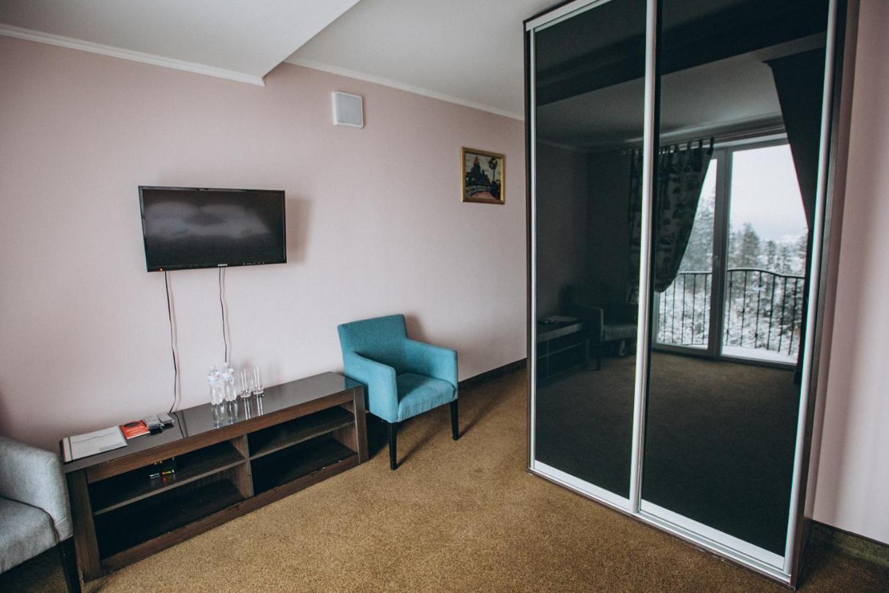 Hoch Land Hotel Yablunytsya Exterior foto