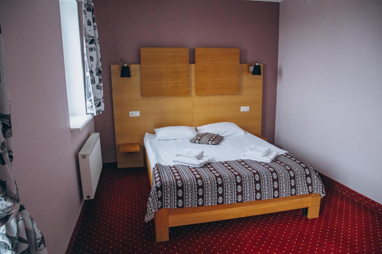 Hoch Land Hotel Yablunytsya Exterior foto