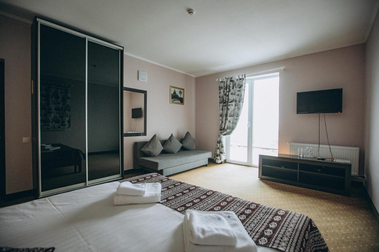 Hoch Land Hotel Yablunytsya Exterior foto